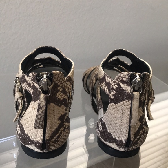 Giuseppe Zanotti design Gladiator Snake Print Sandals - Picture 2 of 13